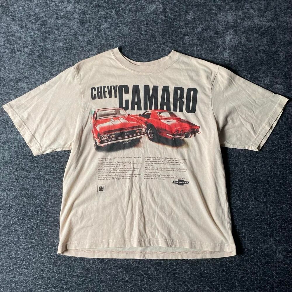 Unbranded Men's Cream and Tan T-shirt